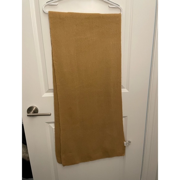 Brand New Forever 21 Scarf 15” * 72.4” - Picture 1 of 2